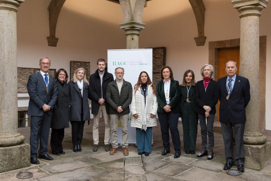 Membros da RAGC co equipo da USC que analizou por que a cidadanía se amosa reticente ao uso de auga reciclada