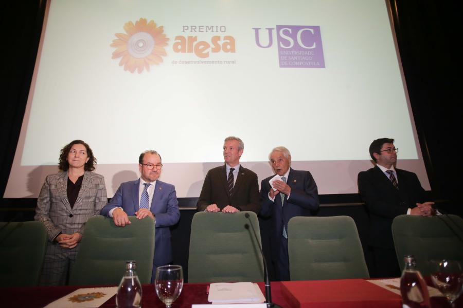 Lence, López, Rueda, Rodríguez e Fraga, en Veterinaria