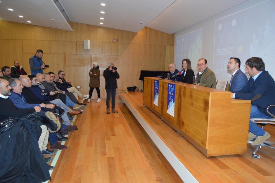 Cirado, Méndez, López, Rivera e Molina, na presentación celebrada na Casa do Saber