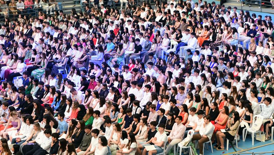 Recolleron os seus diplomas un total de 1.000 estudantes. FOTO: Santi Alvite