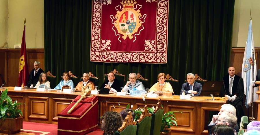 O reitor presidiu o acto no Colexio de Fonseca. FOTO: Santi Alvite