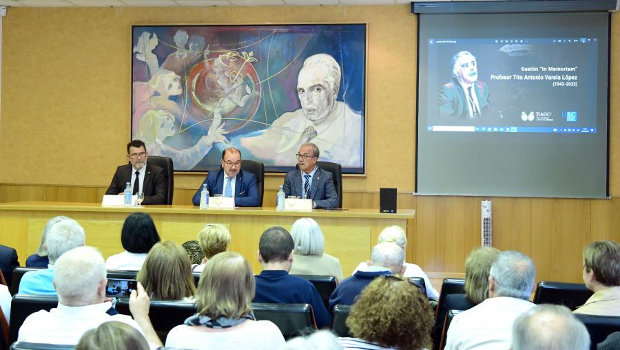 A sesión desenvolveuse na Facultade de Bioloxía. FOTO: Santi Alvite