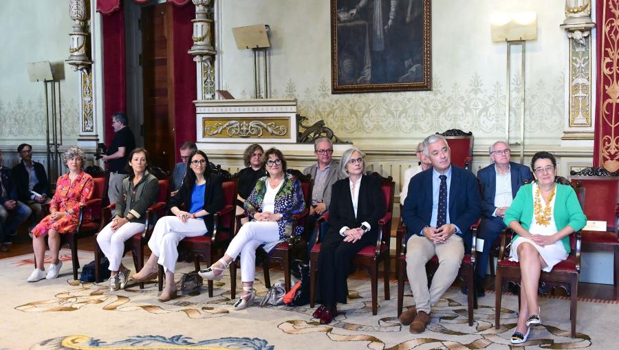 Asistentes ao acto. FOTO: Santi Alvite