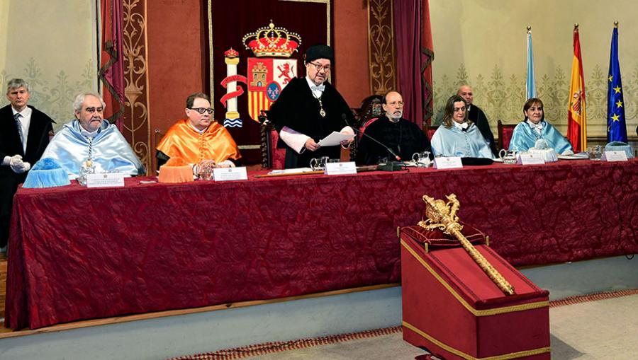 Momento do discurso do reitor