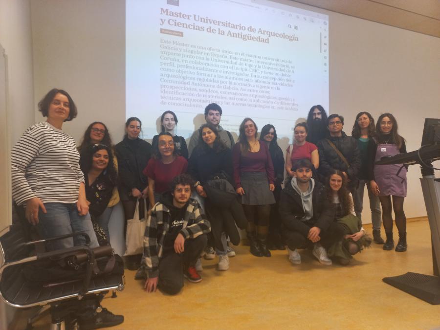 Conferencia María Benito