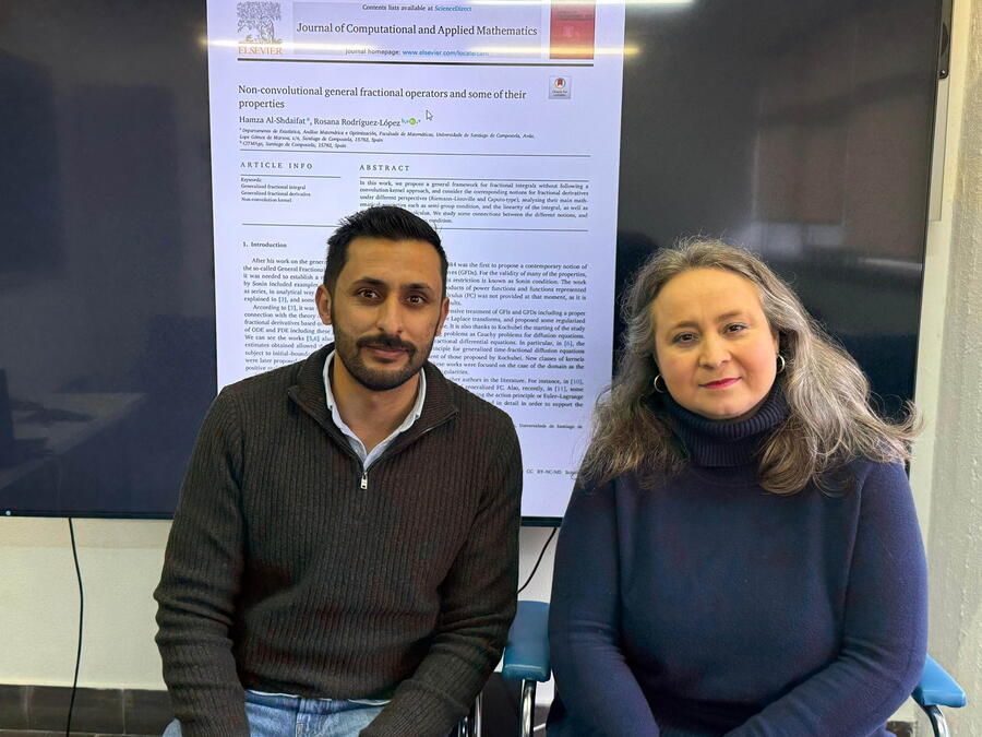 Outro dos accésit no eido das Ciencias Básicas foi para Hamza Al-Shdaifat e Rosana Rodríguez, da Facultade de Matemáticas da USC. FOTO: RAGC