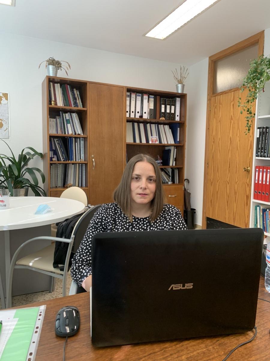 Belén García Gómez, na presentación da súa tese de doutoramento na USC