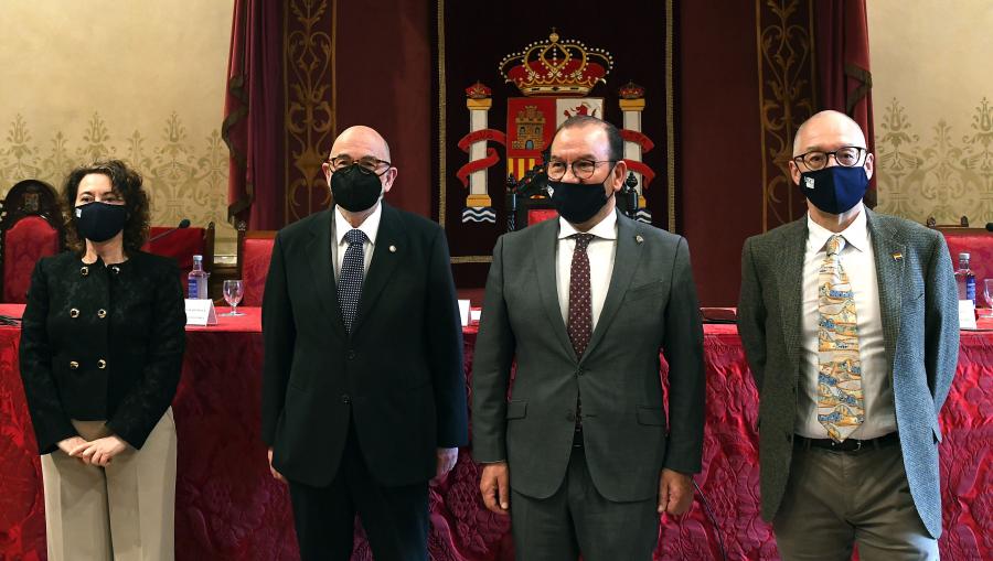 De esquerda a dereita, Dulce García Mella, Francisco Durán, Antonio López e Marco García Quintela. FOTO: Santi Alvite