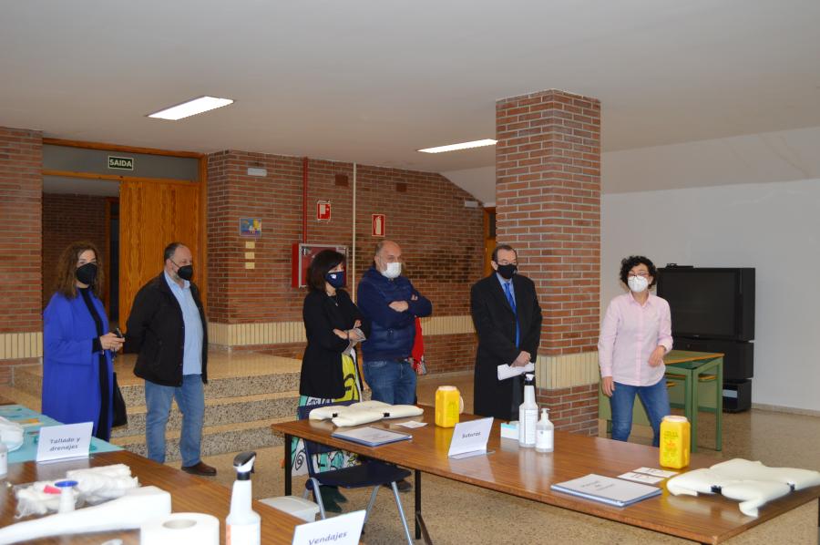 Quiroga, Quintela, Valcárcel, Fernández, Díez de Castro, e Vilariño, en Veterinaria