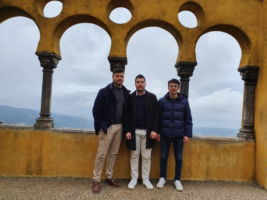 De esquerda a dereita, Roberto López, Brais Pérez e Antón Polo. Imaxe de arquivo