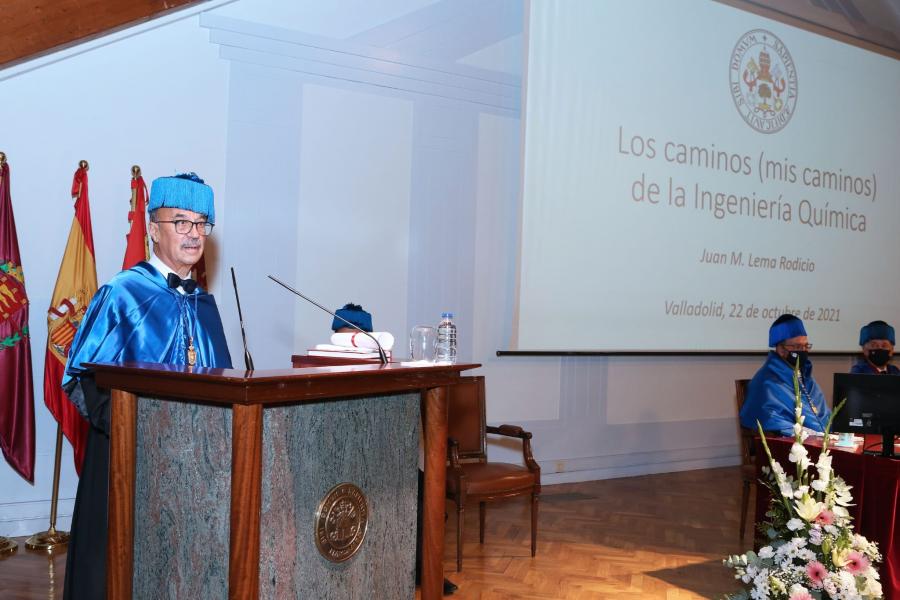 O profesor Lema leu o discurso ‘Os camiños (os meus camiños) da enxeñería química’