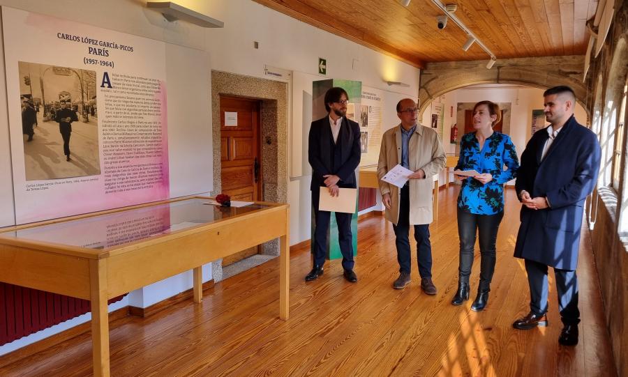 A vicerreitora Pilar Murias presidiu o acto inaugural. 