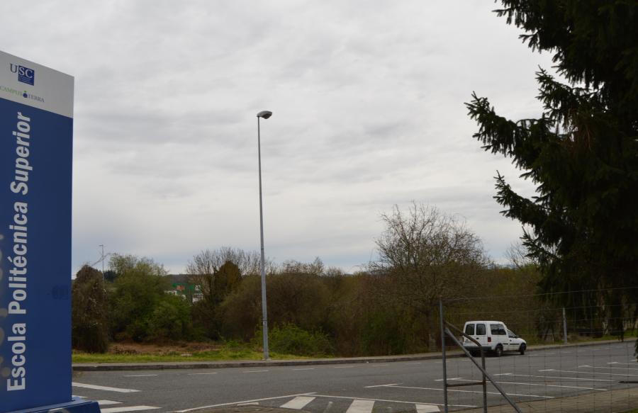 Localización da central de biomasa proxectada nunha parcela a carón da EPS de Enxeñaría