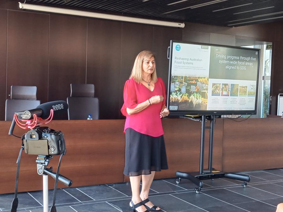 Aarti Tobin, na súa intervención no Campus Terra da USC