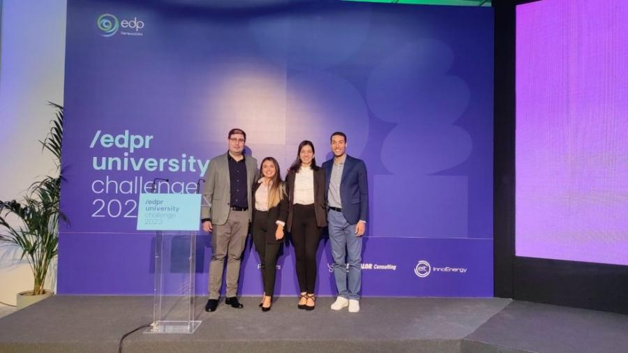 Alumnado premiado do mestrado MERYCSE