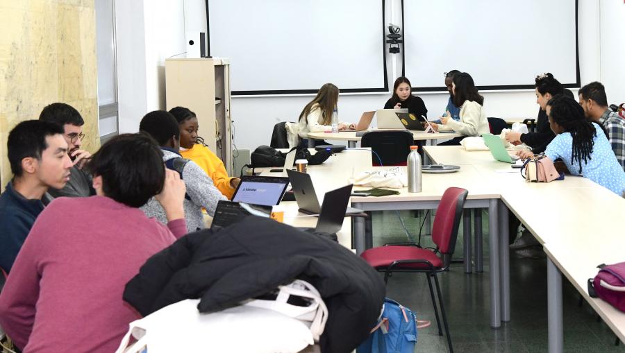 A reunión do consorcio serviu para acometer a planificación cronolóxica dos diferentes Coloquios do Consorcio EMLex. FOTO: Santi Alvite