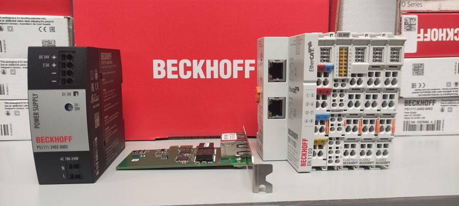 Equipamento cedido por Beckhoff Automation