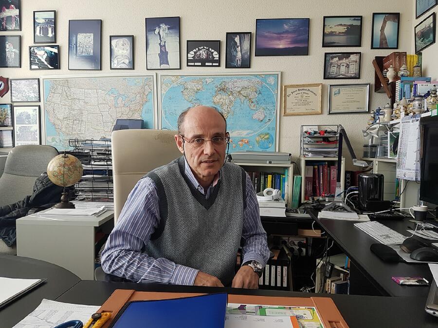 Luis Botana é catedrático na Facultade de Veterinaria