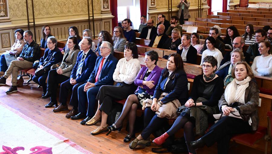 Público asistente á cerimonia. Foto: Santi Alvite
