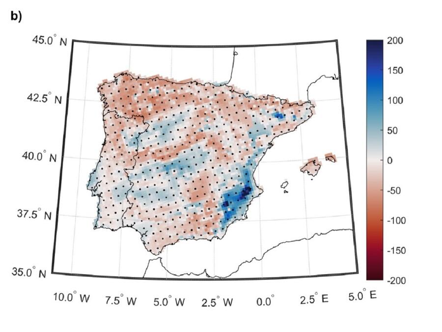 Cambio porcentual no valor de ECFmin para 2050-2095 en comparación con 1971-2000 para escenario RCP 8.5 (quecemento medio do 10,1%)