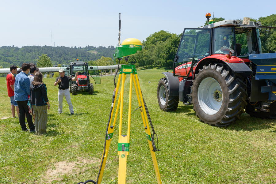 La nueva maquinaria agrícola cuenta con una mayor presencia de automatización y robotización
