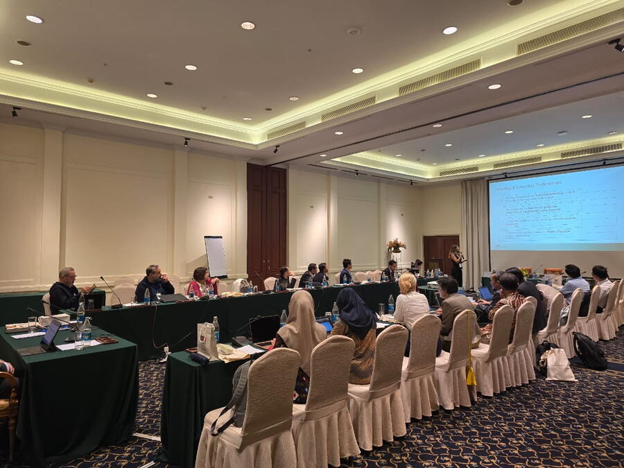 Instante da xornada de traballo en Laos