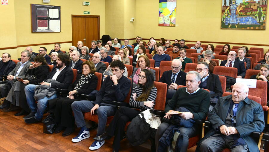 Asistentes ao acto. FOTO: Santi Alvite