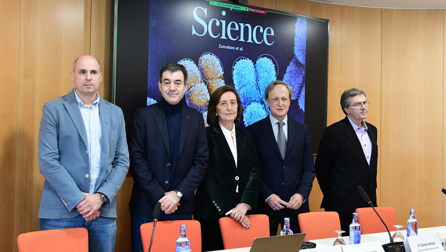 De esquerda a dereita, José Tubío, Román Rodríguez, Pilar Bermejo, Carlos Lamora e José Luis Labandeira. Foto: Santi Alvite