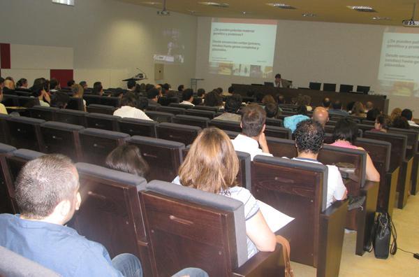 Expertos en biotecnoloxía da Oficina Europea de Patentes visitaron a USC