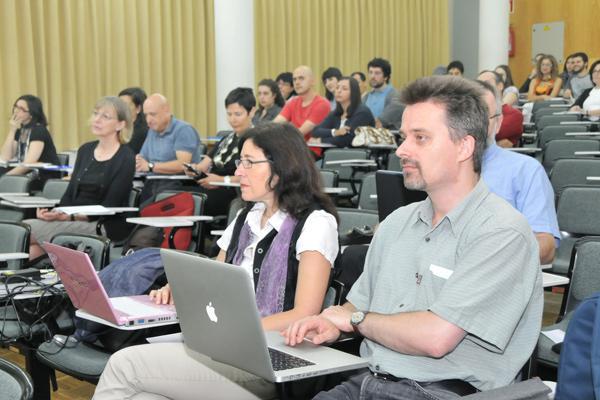 Os integrantes do proxecto RedeCorpus celebran un seminario sobre lingüística de corpus na USC