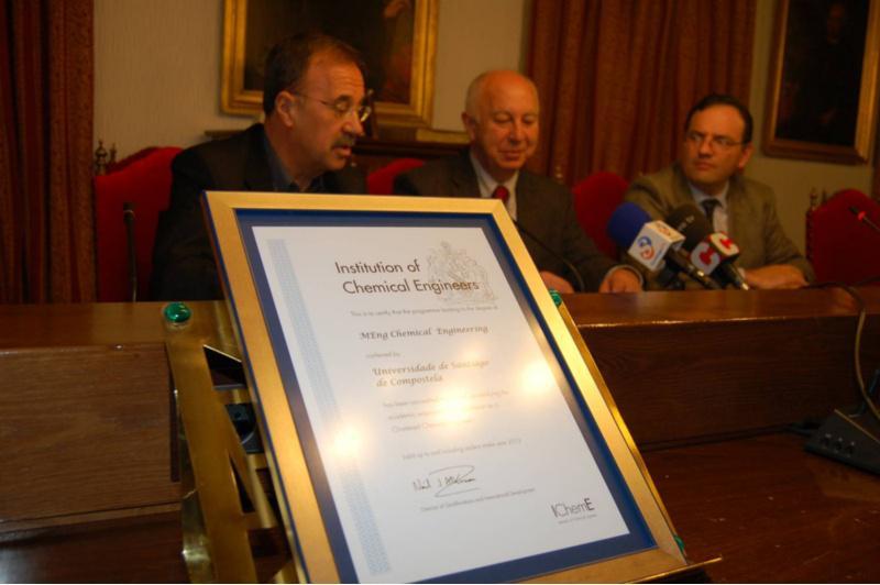Enxeñaría Química da USC, acreditada profesionalmente como máster polo Institution of Chemical Engineers