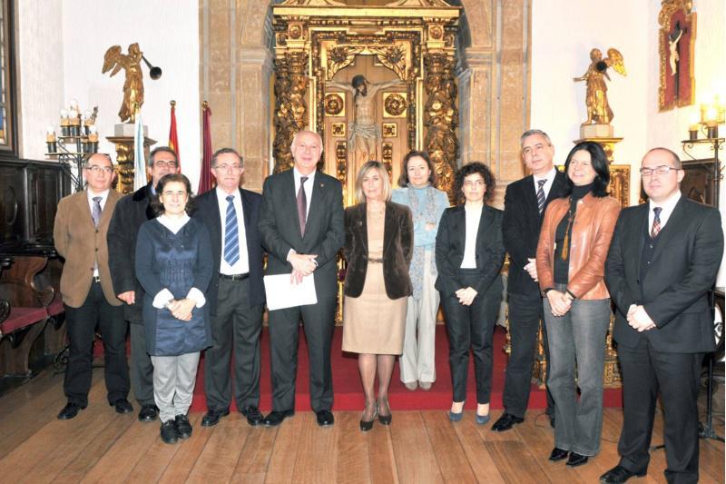 Isabel Sández Macho traballará para manter o nivel de investigación e docencia da Facultade de Farmacia, considerada a terceira mellor de España