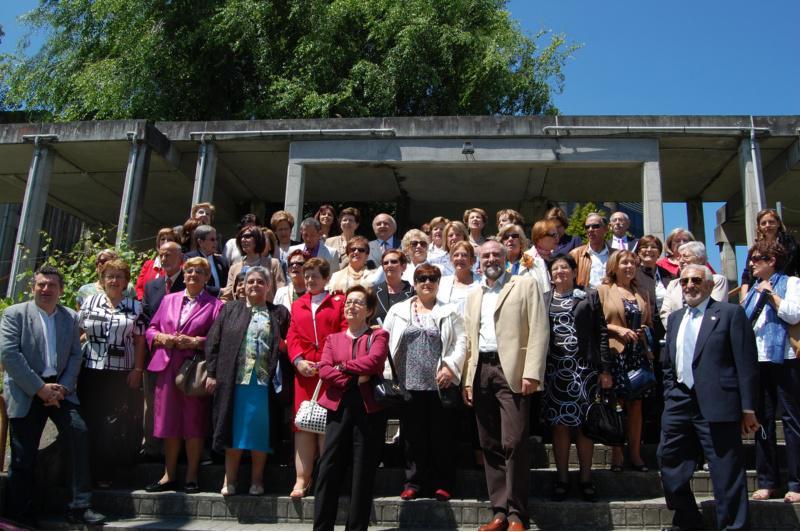 Estudantes e titulados sénior do IV Ciclo celebraron o fin de curso no Campus de Lugo