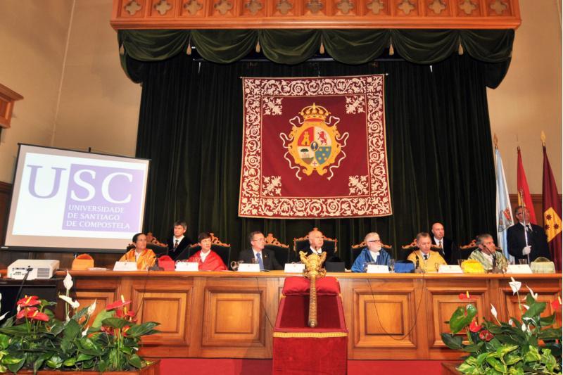 A USC reivindica o seu papel transformador da sociedade na inauguración do novo curso