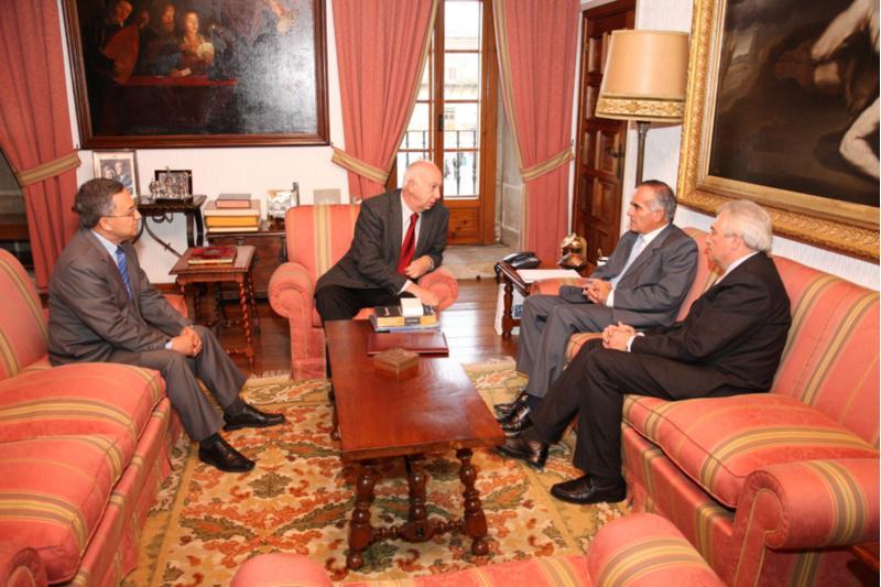 A USC establece lazos de cooperación coa Universidade Técnica do Norte de Ecuador