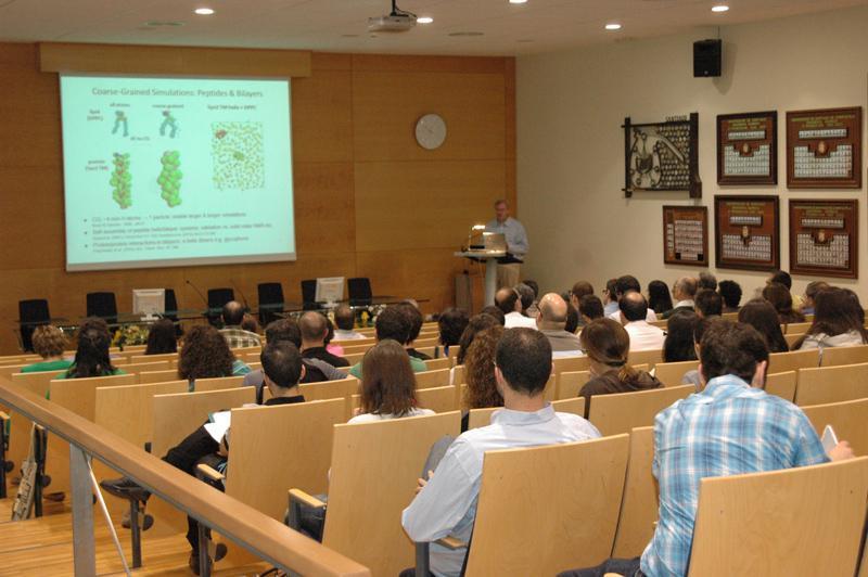 A Rede de Centros Singulares de Investigación da USC organiza unha xornada sobre bioinformática