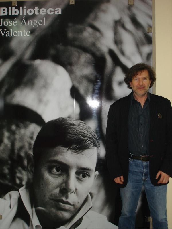 Claudio Rodríguez Fer fala sobre sobre o poeta José Ángel Valente no instituto Cervantes de Marrakech