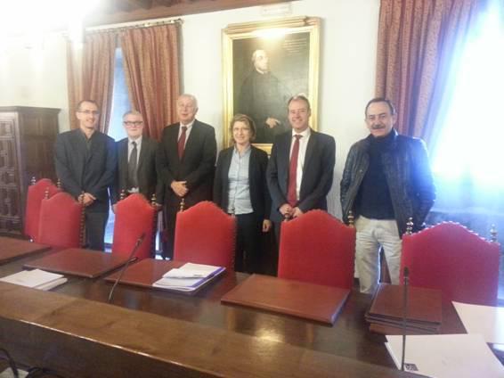 As tres Universidades galegas constitúen o Instituto Tecnolóxico de Matemática Industrial