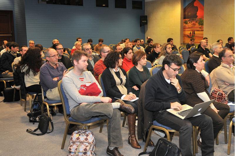 O profesor José Edelstein acada un dos premios da cuarta edición do Concurso de Divulgación Científica CPAN