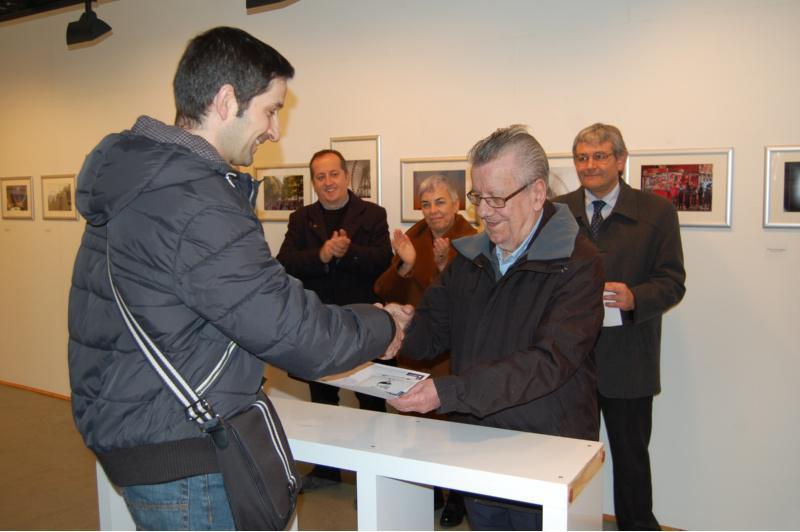 O XIX Maratón Fotográfico do Campus outorga o premio ‘Carlos Valcárcel’ á colección presentada por Roberto Mouriz Lamas