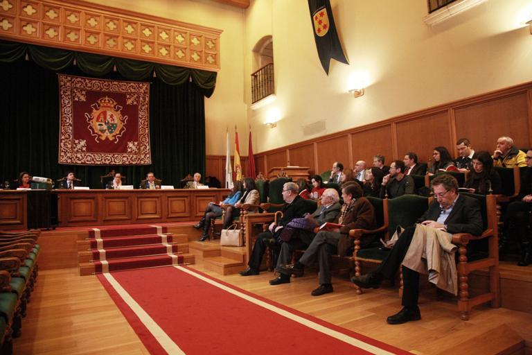 Presentan no Colexio de Fonseca un estudo sobre a viabilidade do seguro de patentes en España