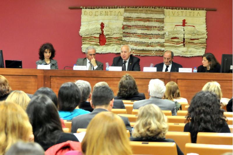 Un congreso analiza na USC a repercusión da crise económica na conciliación da vida laboral e familiar
