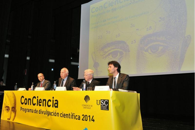 Harald zur Hausen reuniuse con investigadores da USC cos que falou sobre a busca de cancros vinculados a infeccións