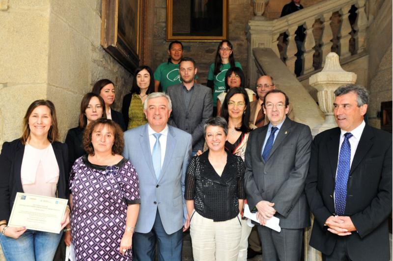 Unha iniciativa para a produción de extractos de algas das costas galegas aplicando ultrasons, premio Base Tecnolóxica do Concurso de Proxectos Empresariais Innovadores da USC