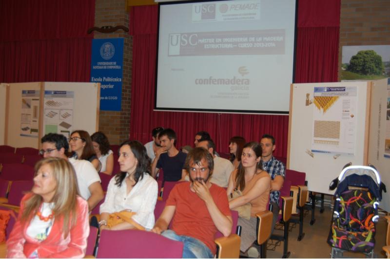 Viaño di que programas como o Máster de Enxeñaría da Madeira Estrutural proban que a Universidade é o motor da sociedade