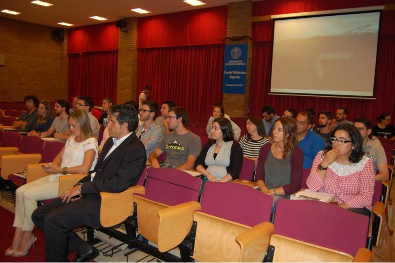 O Máster en Enxeñaría da Madeira Estrutural da USC comeza a quinta edición con 35 enxeñeiros e arquitectos matriculados