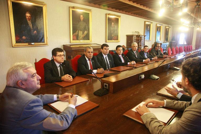 Reitores de institutos politécnicos de Brasil mostran o seu interese na oferta docente da USC