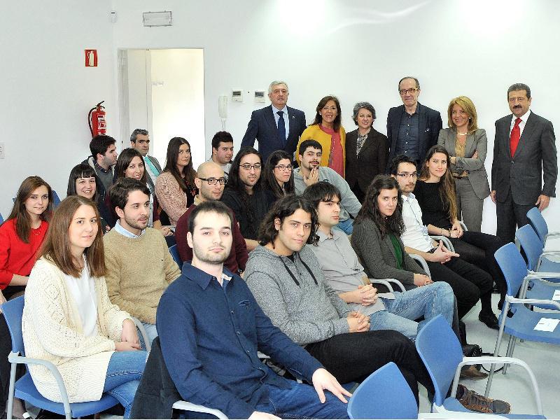 O Centro Yuzz Santiago abre na USC para apoiar a xuventude con ideas de negocio innovadoras