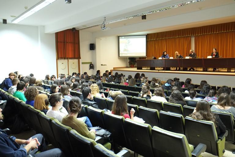 Estudan na USC a implicación da educación para o desenvolvemento no ensino superior