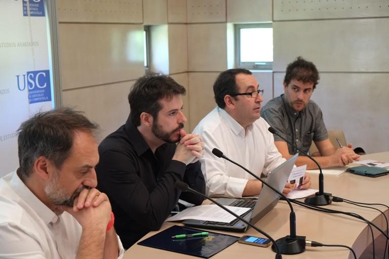 A USC reúne os escritores Vicente Luis Mora, Antonio Orejudo e David Refoyo para reflexionar sobre a literatura actual